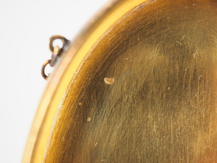 Minaudière Art Déco en vermeil et émaux polychromes. (manque le pousso