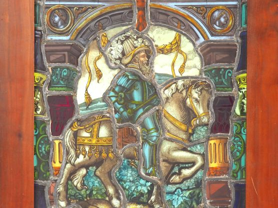 Vitrail encadré XIXème figurant Henri IV à cheval. Dim. 45 x 31 cm