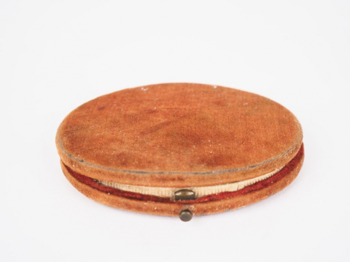 Daguerréotype XIXème dans son étui en velours "portrait de fillette".