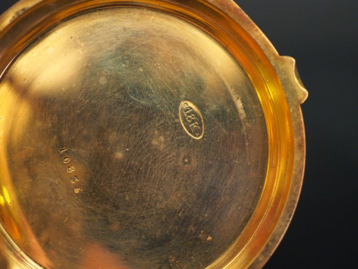 ZENTLER Frères, Genève Montre de gousset en or jaune.  Cadran à chiffr