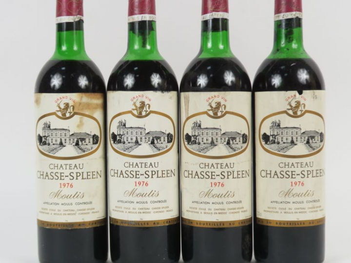 4 BOUTEILLES CHÂTEAU CHASSE SPLEEN MOULIS - 1976 - HEP