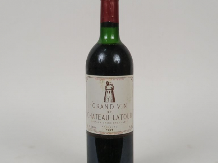 1 BOUTEILLE CHÂTEAU LATOUR 1er GCC PAUILLAC - 1981 - HEP 