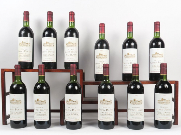 12 BOUTEILLES CHÂTEAU GRAND PONTET GCC ST EMILION - 1982 - CBO - 5 LB/