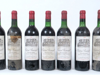 Vente aux enchères 7 BOUTEILLES CHÂTEAU BEAUREGARD POMEROL - 1983 - 4 LB/1 HEP/1 ET/ELS