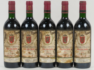 Vente aux enchères 5 BOUTEILLES CHÂTEAU CHOUTEAU LUSSAC ST EMILION - 1985 - BG/70