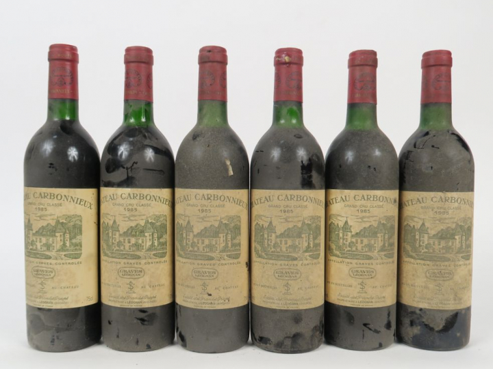 6 BOUTEILLES CHÂTEAU CARBONNIEUX GCC GRAVES - 1985 - 5 LB/1 LB/ES