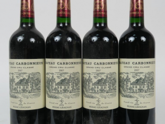 Vente aux enchères 4 BOUTEILLES CHÂTEAU CARBONNIEUX GCC GRAVES - 2007