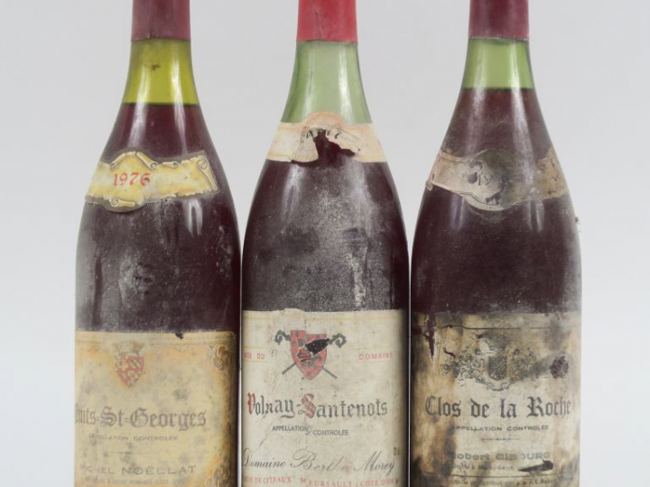 3 BOUTEILLES : 1 NUITS ST GEORGES MICHEL NOËLLAT 1976 BS - 1 CLOS DE L