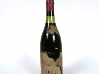 Vente aux enchères 1 BOUTEILLE CHÂTEAUNEUF DU PAPE VIDAL FLEURY - 1955 - 4 CM/ETA