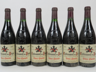 Vente aux enchères 6 BOUTEILLES CHÂTEAUNEUF DU PAPE VIEUX CHEMIN REVOLTIER JOSEPH ET FILS