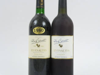 Vente aux enchères 2 BOUTEILLES RIVESALTES RENÉ SABONET : 1 de 1980 - 1 NM