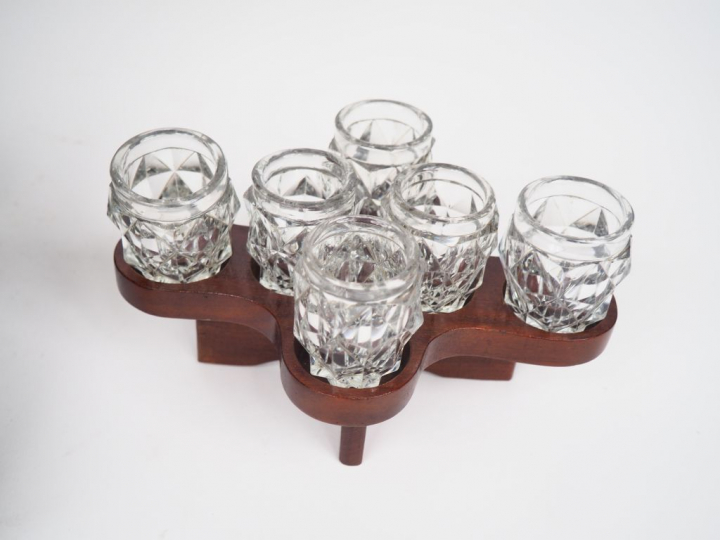 Cave à liqueur Restauration en acajou et cristal à décor de croisillon