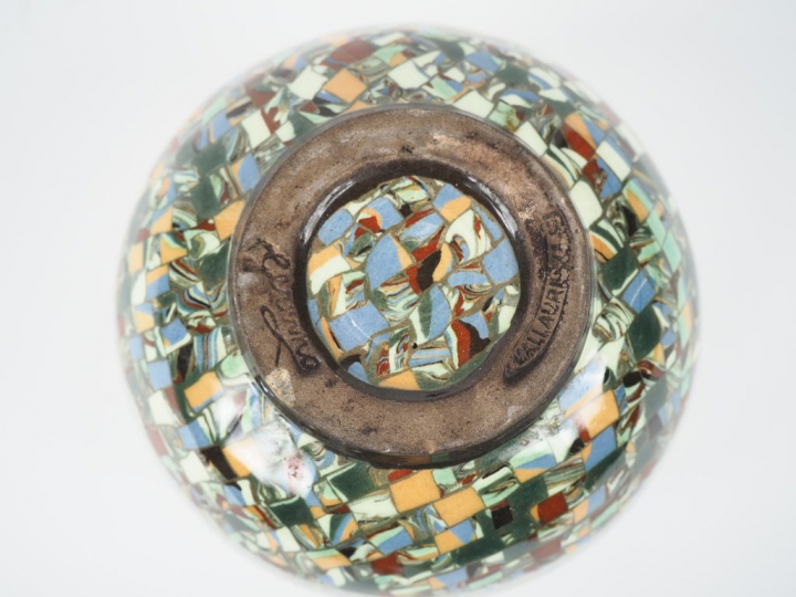 GERBINO. Pique fleur en céramique polychrome de Vallauris. Signé H. 11