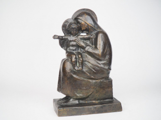 Vente aux enchères G. GRANYS. "Vierge à l'enfant" Sculpture en bronze à patine brune.  Fo