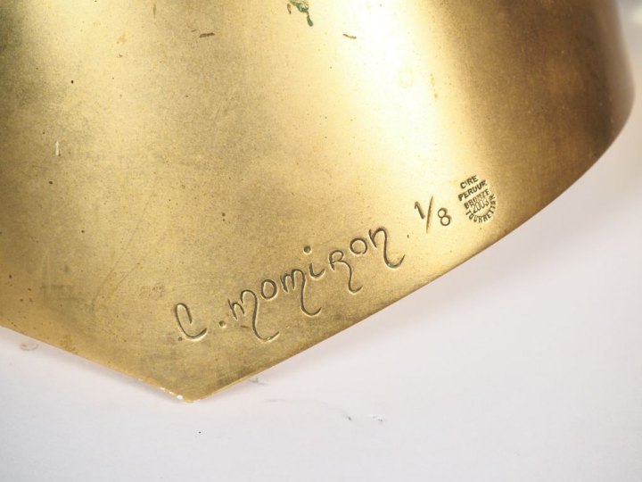 Claude MOMIRON. "oiseau blessé" Sculpure en bronze.