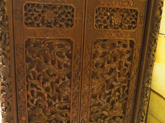 Indochine, dynastie des Nguyen vers 1880, Important meuble deux-corps 