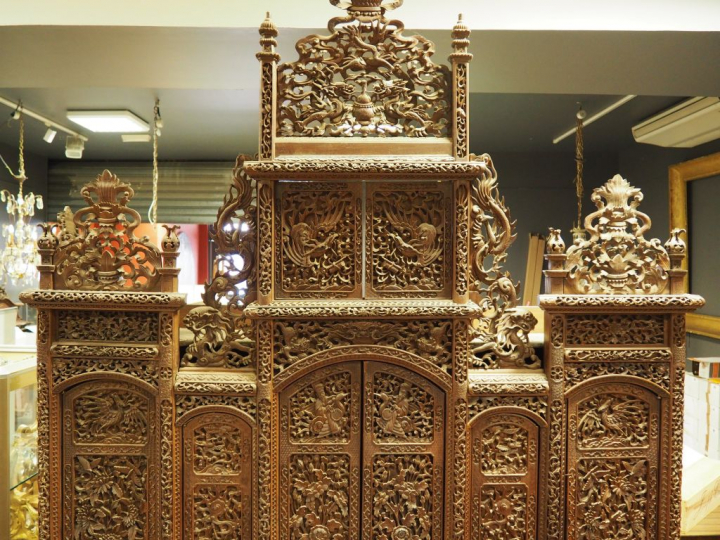 Indochine, dynastie des Nguyen vers 1880, Important meuble deux-corps 