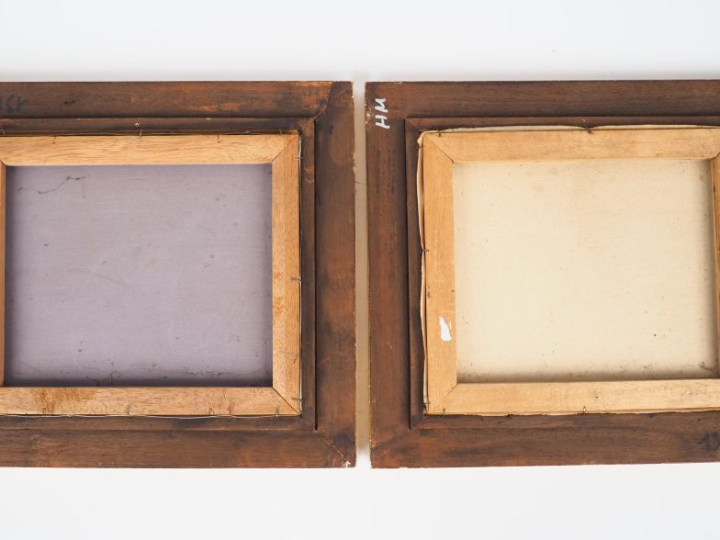 Indochine, vers 1930, Deux huiles sur toile représentant une scène de 