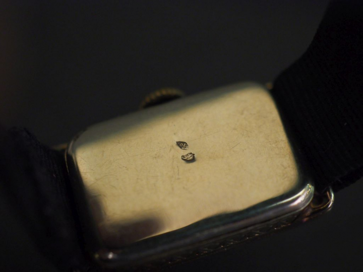 Montre bracelet de dame de style Art déco, boitier en or blanc agrémen