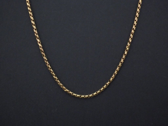 Vente aux enchères Chaine en or jaune, maille tube. Long. 53 cm Poids. 5,56 g (petites us