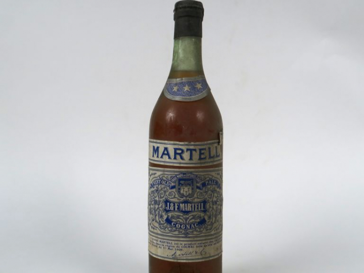 1 BOUTEILLE COGNAC MARTEL VERY OLD PALE