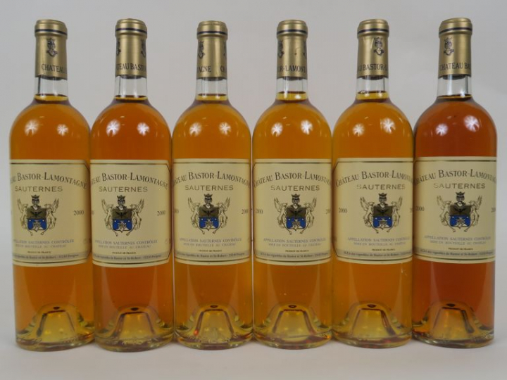 6 BOUTEILLES CHÂTEAU BASTOR LAMONTAGNE SAUTERNES - 2000 - 1 BG - CBO