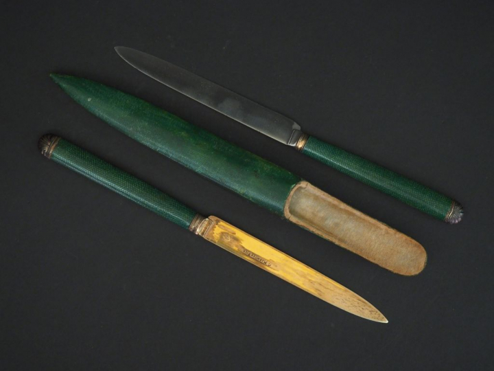 G. MARMUSE Fils. Nécessaire en galuchat vert dans son étui, comprenant