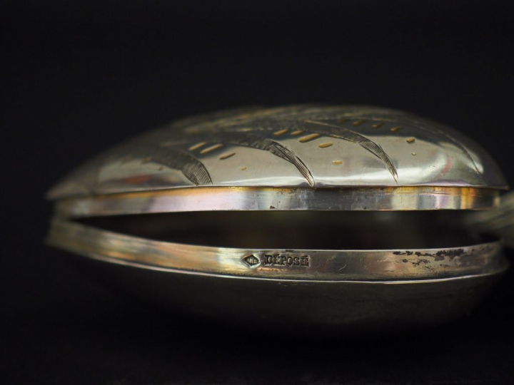 Cœur sacré de Jésus XIXème en argent M.O : AB Poids : 34 g Dim. 11 x 6