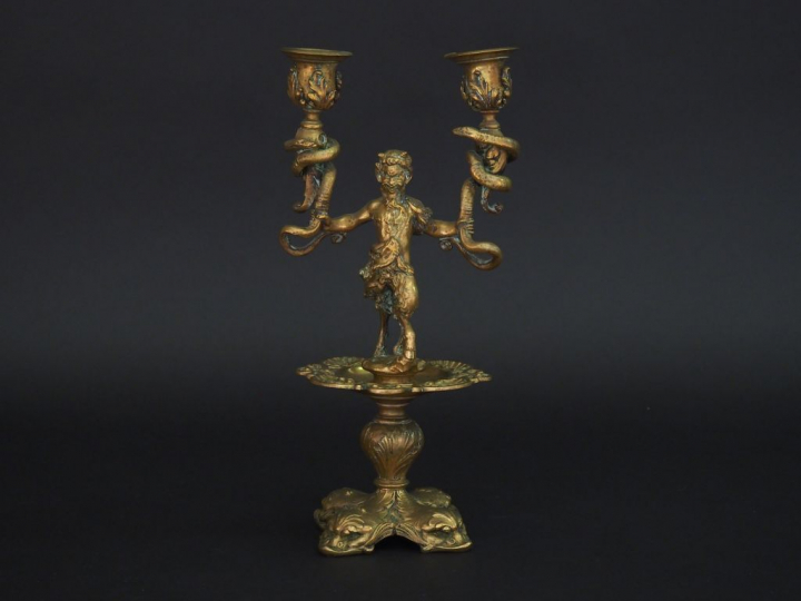 Bougeoir double Napoléon III en bronze à décor de faune dansant tenant