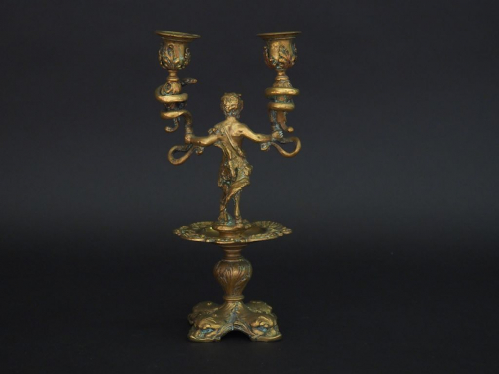 Bougeoir double Napoléon III en bronze à décor de faune dansant tenant