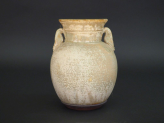 Vente aux enchères Vase en céramique contemporaine polychrome à l'imitation des poteries 