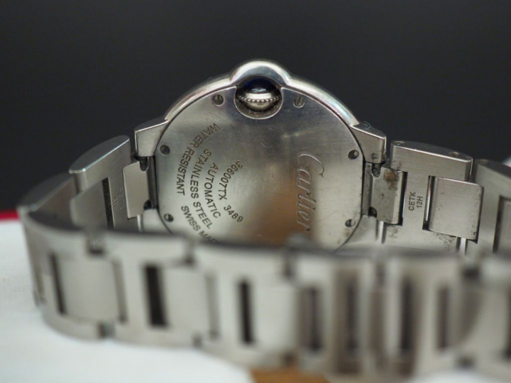 CARTIER, Ballon bleu Montre bracelet en acie. Cadran rond, serti de pe