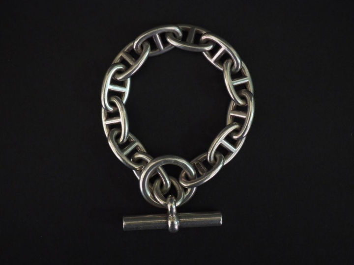 HERMES Bracelet articulé en argent, maille marine.  Signé. Long. 23,5 