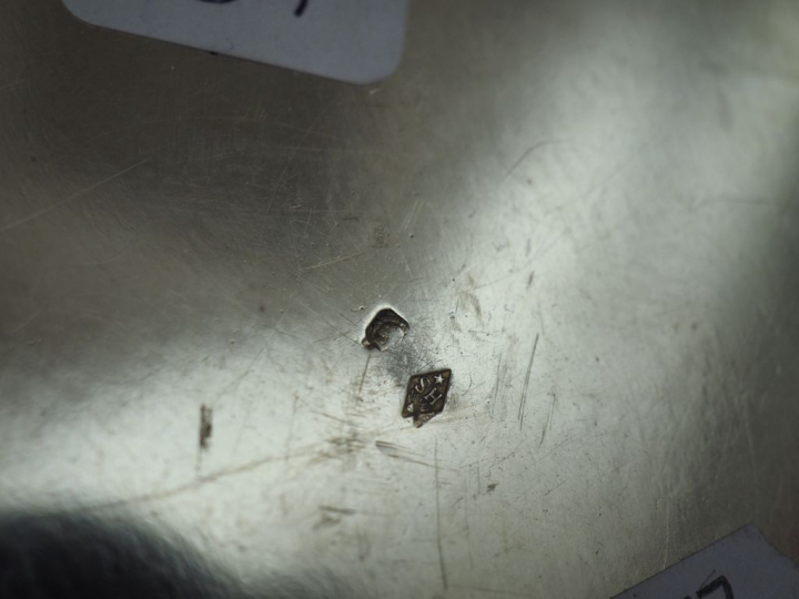 	Dessous de bouteille en argent, poinçon Minerve, modèle à filet agrém