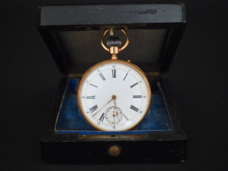 Vente aux enchères Montre de gousset en or jaune.  Cadran à chiffres romains pour les heu