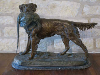 Vente aux enchères Jules MOIGNIEZ. (d'après). "chien de chasse au faisan". Sculpture en r