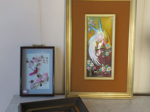 F. MURE "oiseau branché", encadrement orné d'une plaque émaillée signé