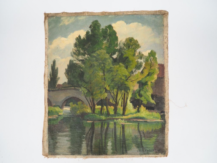 Léon PARENT. "paysage lacustre au pont" Huile sur toile, signée en bas