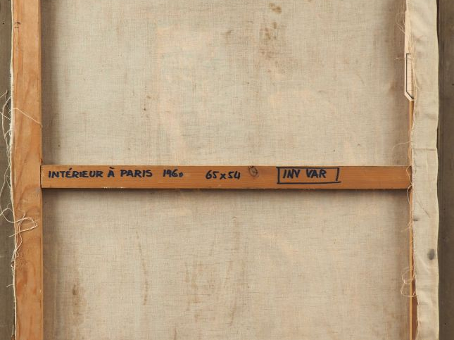 Mario CAVAGLIERI.  "Intérieur à Paris" Huile sur toile, signée en bas 