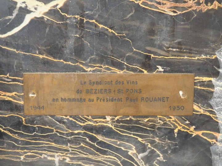 André VERMARE. "Le Rhône". Sculpture en bronze à patine brune, sur une