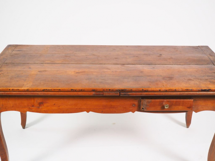 Table de salle à manger XIXème de style Louis XV en merisier, plateau 