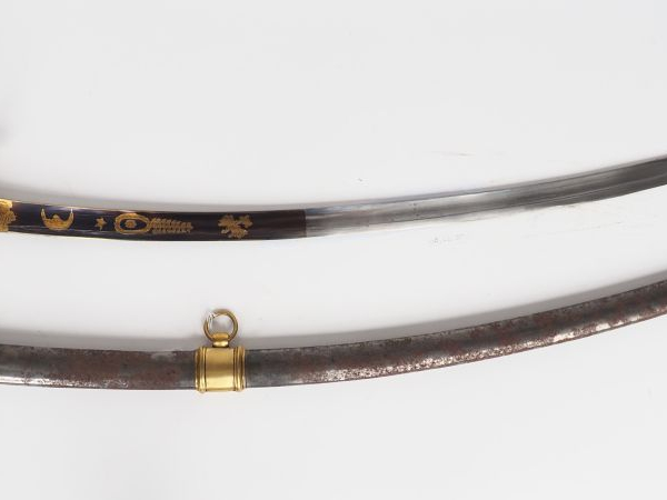 Sabre à la chasseur pour officier de cavalerie légère type AN IX, mont