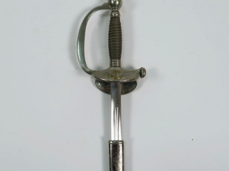 Vente aux enchères Epée de sous-officier de marine rengagé modèle 1887, arme montée en ma