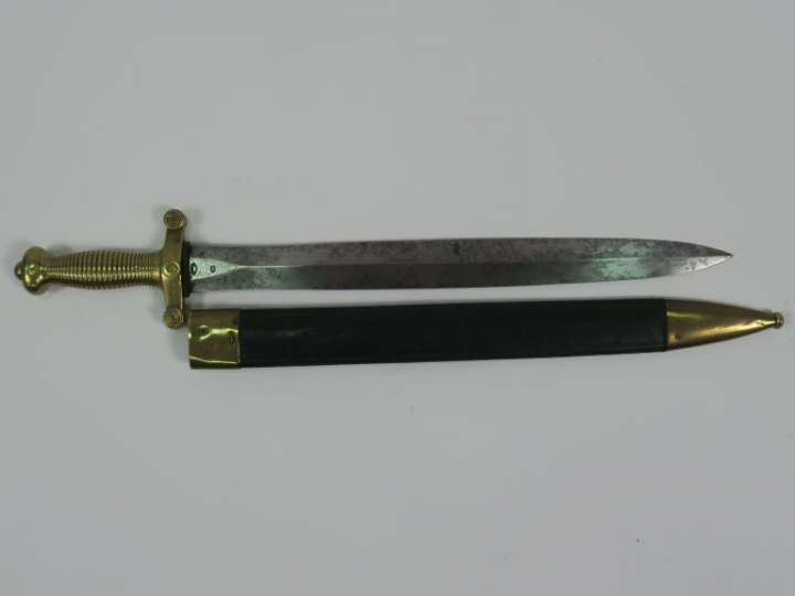 Glaive modèle 1831, monture en bronze fusée à torons (25), lame droite