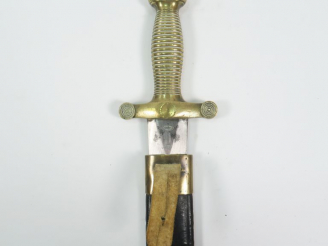 Vente aux enchères Glaive modèle 1831, monture en bronze fusée à torons (25), lame droite