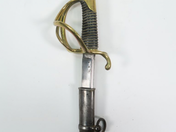 Sabre troupe de cavalerie légère au règlement de 1816. Monture en bron