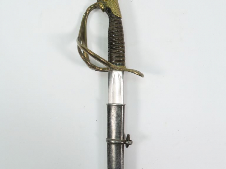 Sabre d’achat privé pour officier de cavalerie type 1882. Monture en b