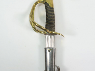 Vente aux enchères Sabre troupe de dragon modèle 1854/82 issu de la « manufacture d’armes