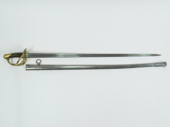 Sabre troupe de dragon modèle 1854/82 issu de la « manufacture d’armes