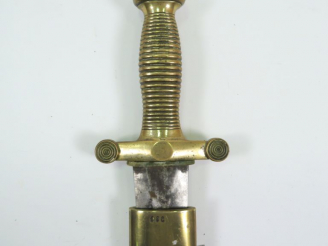 Vente aux enchères Glaive modèle 1831, monture en bronze fusée à torons (25), lame droite